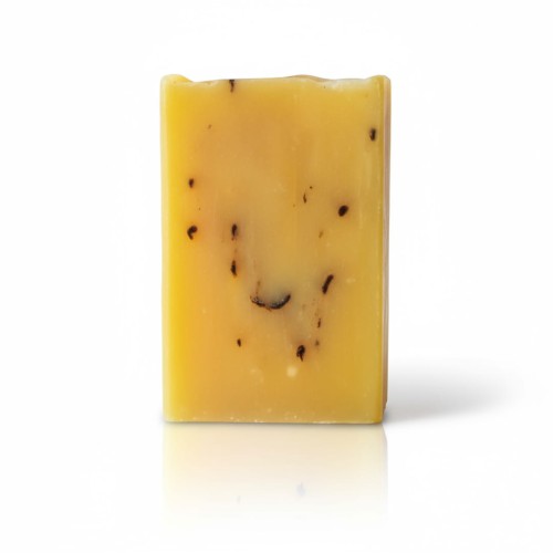 Kostka Bałtyckiego Mydła Bursztynowego 85 g – naturalne, ręcznie robione mydło z masłem mango, oliwą z oliwek, olejem z awokado i maceratem bursztynowym.