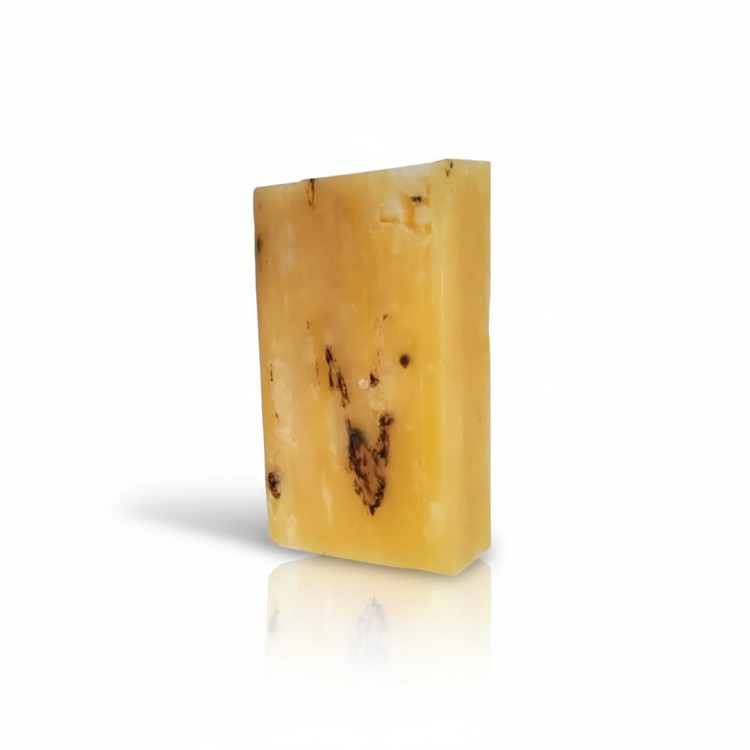 Kostka Bałtyckiego Mydła Bursztynowego 85 g  naturalne, ręcznie robione mydło z masłem mango, oliwą z oliwek, olejem z awokado i maceratem bursztynowym. Zmysłowy, głęboki zapach bursztynu.